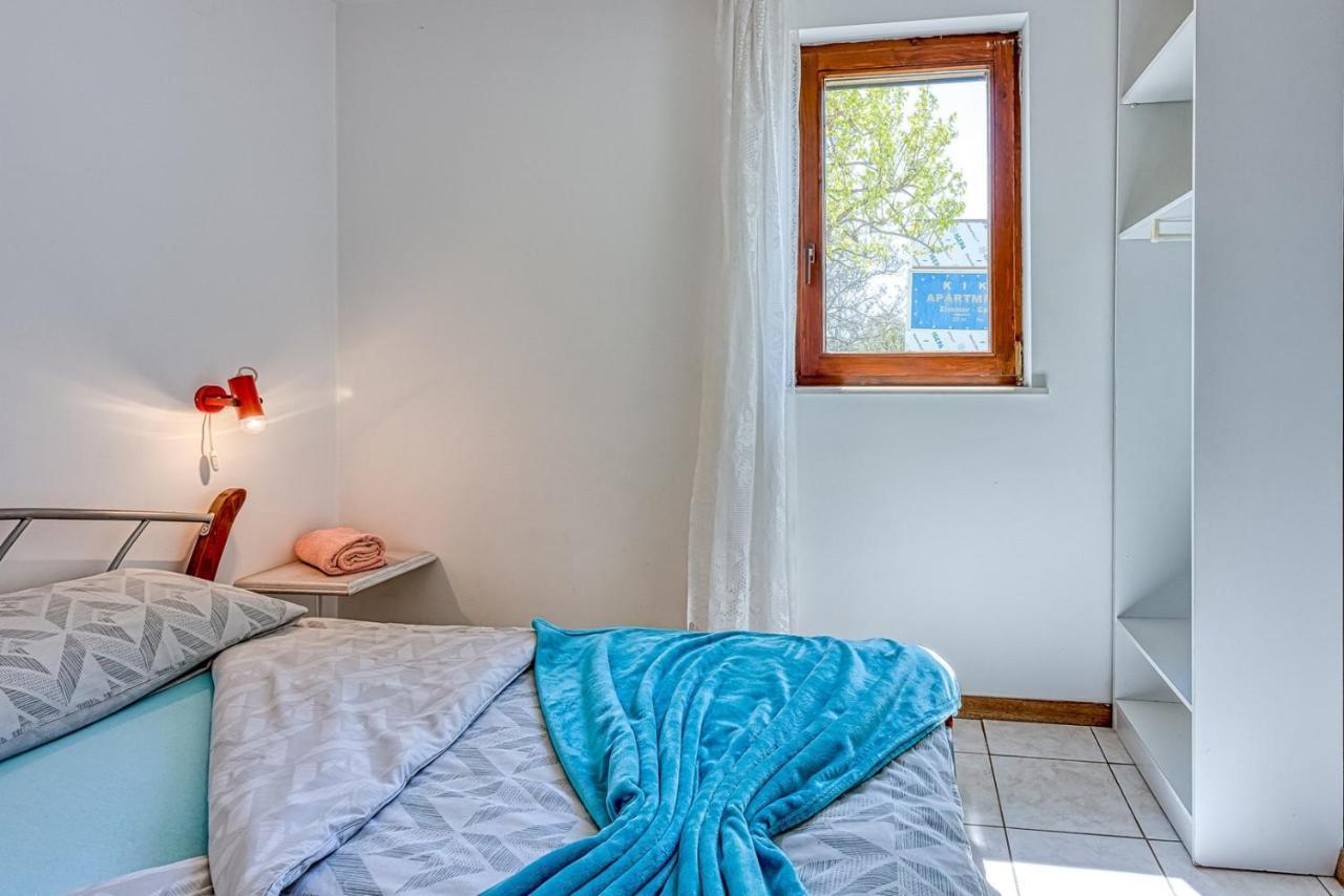 Apartments Kiki Spada 포레치 외부 사진